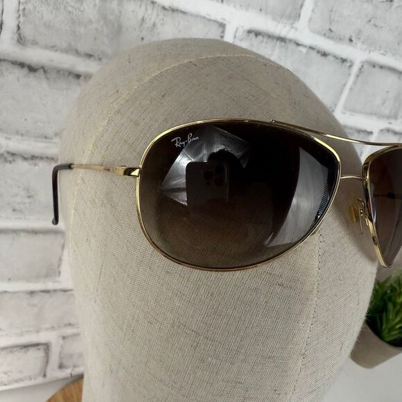 Ray-Ban Aviator Gold Gradient 3293 Sunglasses - Picture 5 of 10